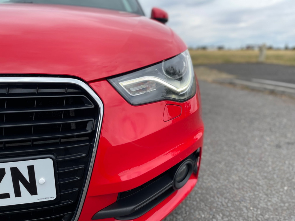 AUDI A1