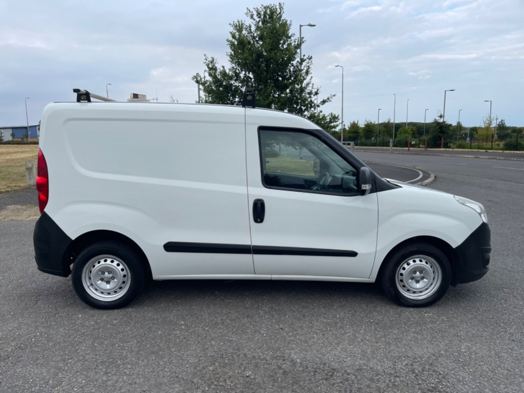 VAUXHALL COMBO