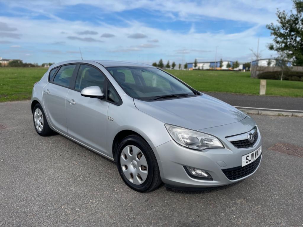 View VAUXHALL ASTRA EXCLUSIV