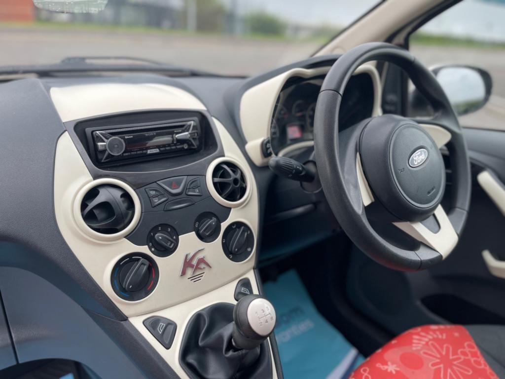 FORD KA