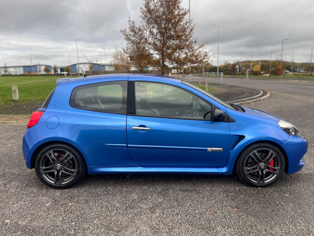 RENAULT CLIO