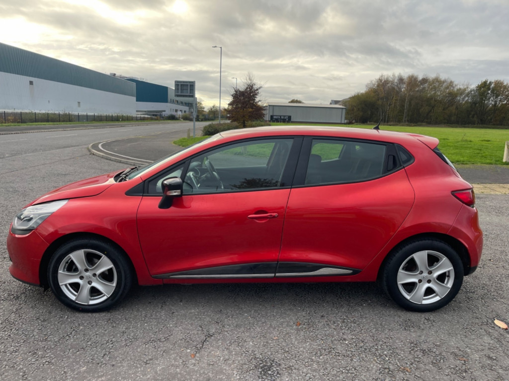 RENAULT CLIO