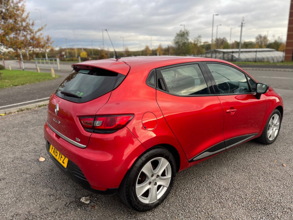 RENAULT CLIO