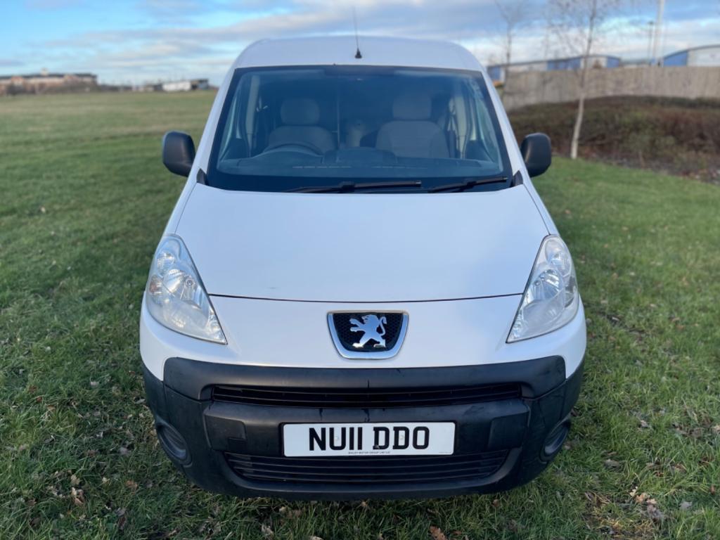 PEUGEOT PARTNER