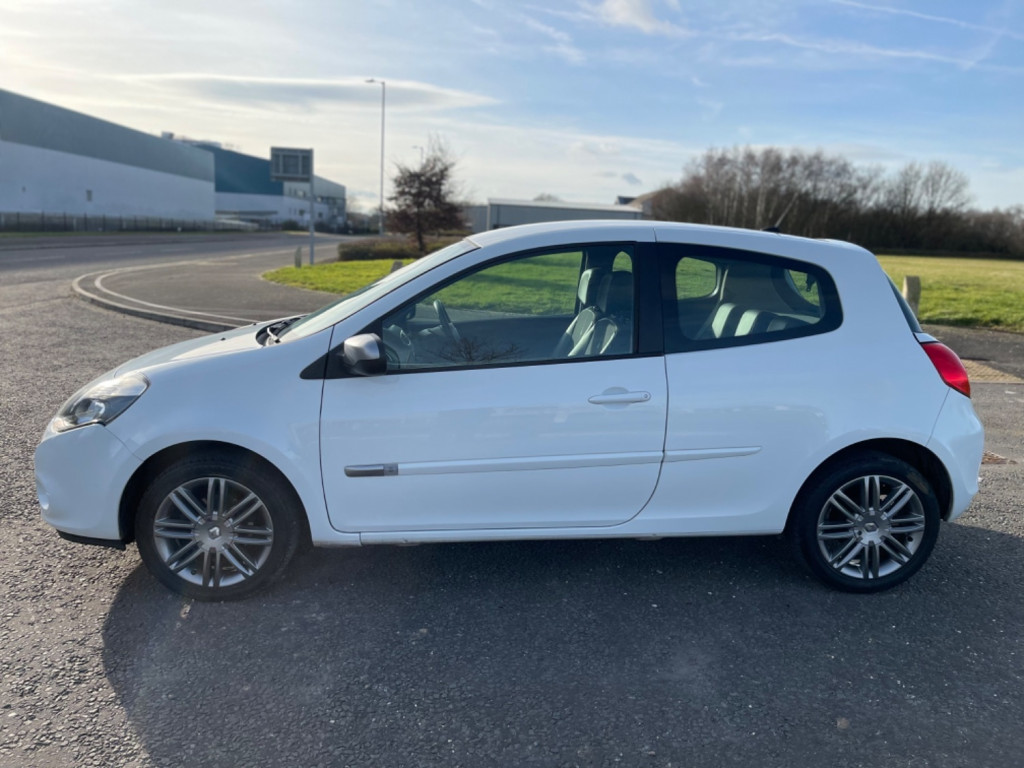 RENAULT CLIO