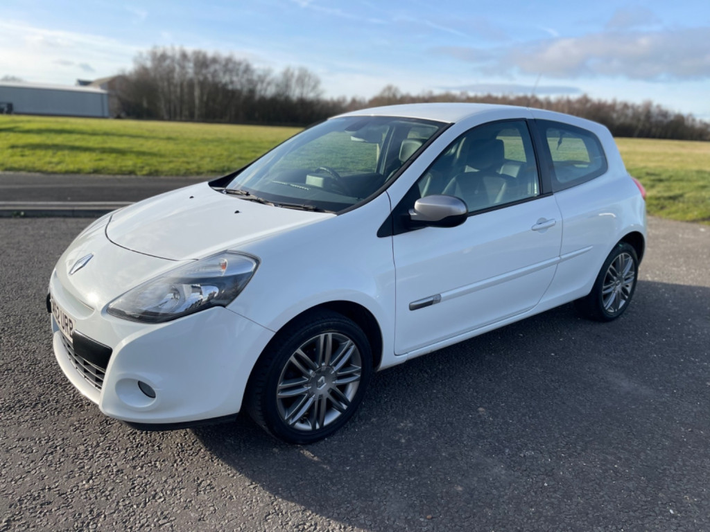 RENAULT CLIO
