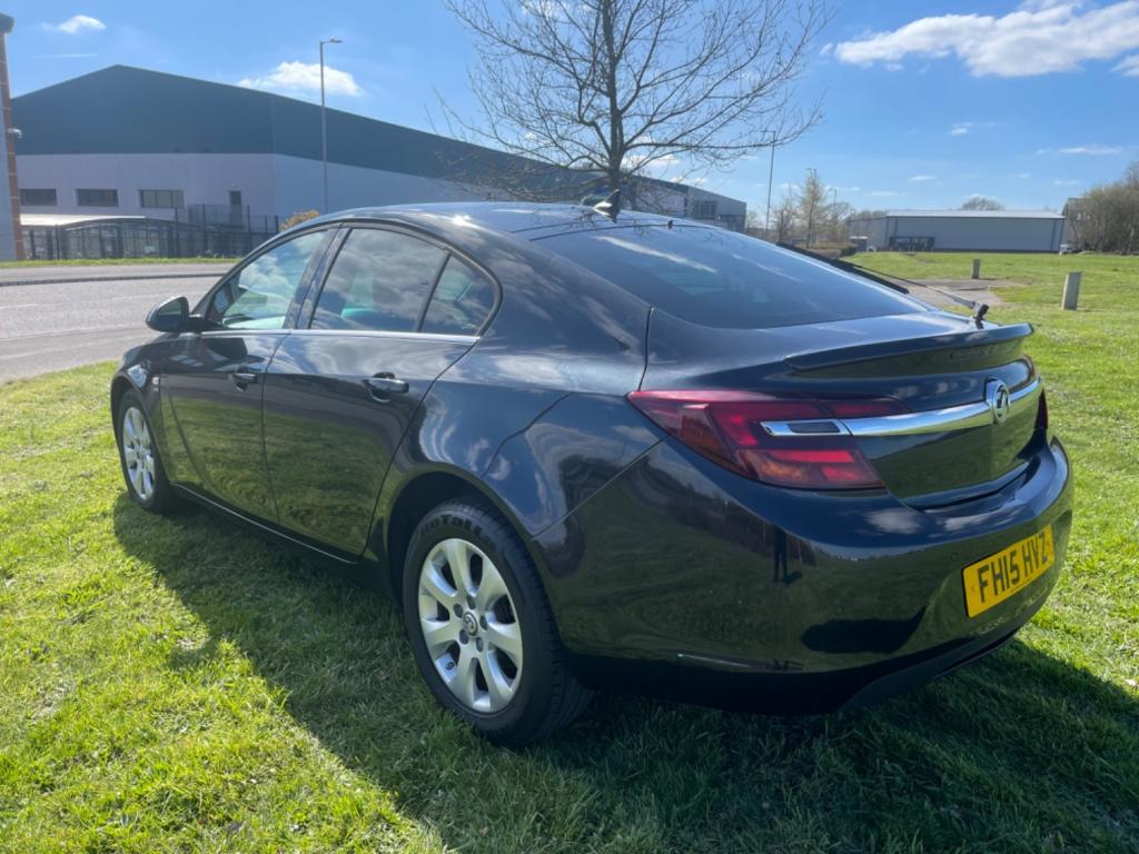 VAUXHALL INSIGNIA