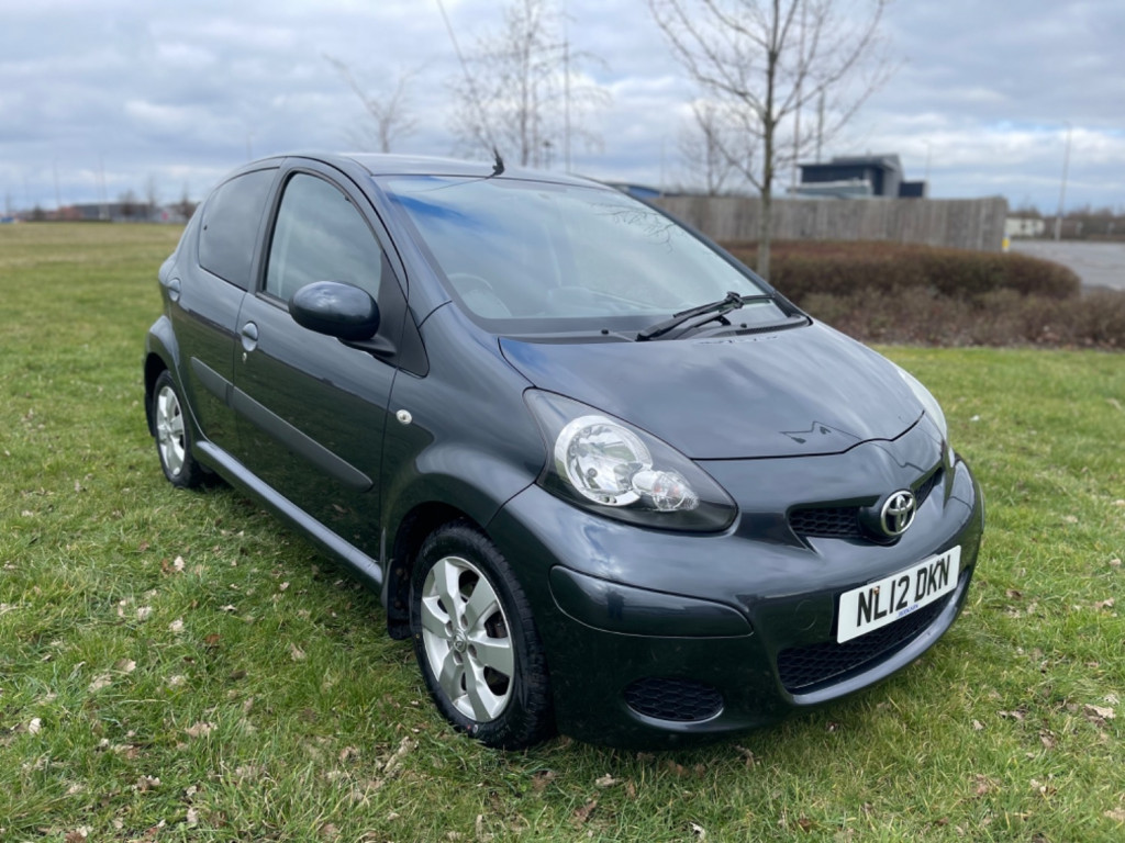 View TOYOTA AYGO VVT-I GO MM