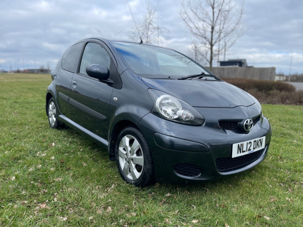 View TOYOTA AYGO VVT-I GO MM