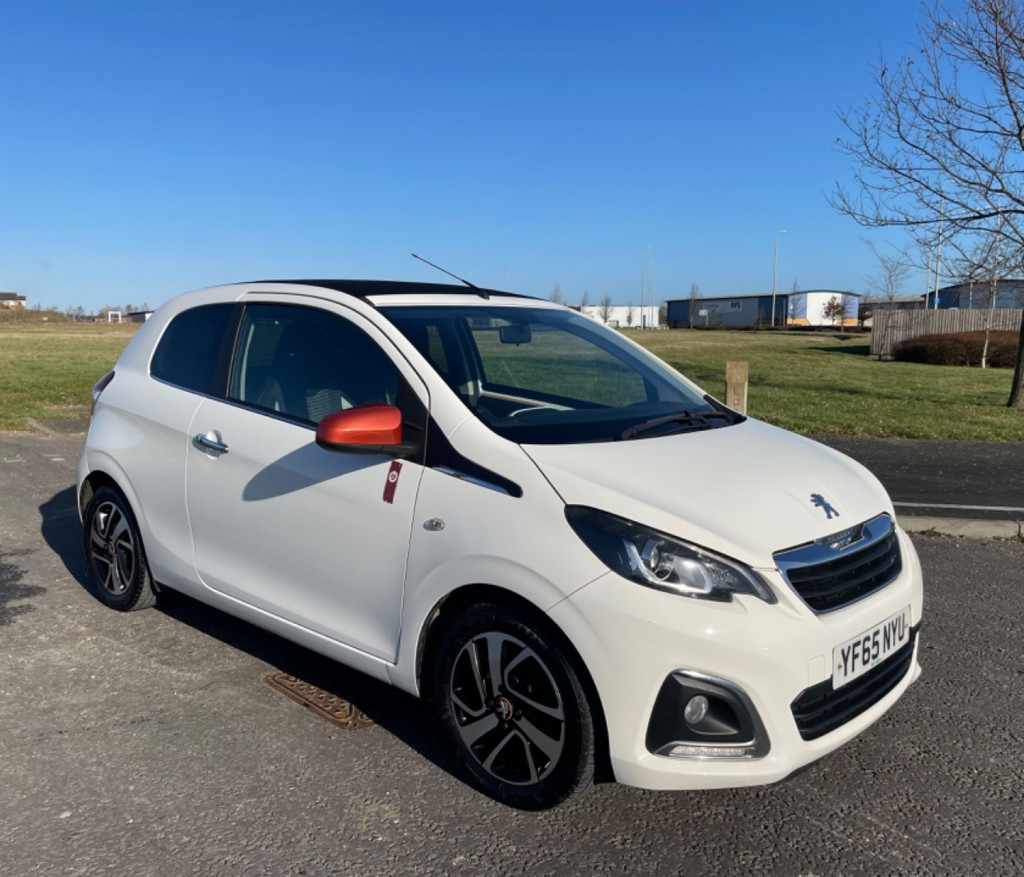 View PEUGEOT 108 ROLAND GARROS TOP