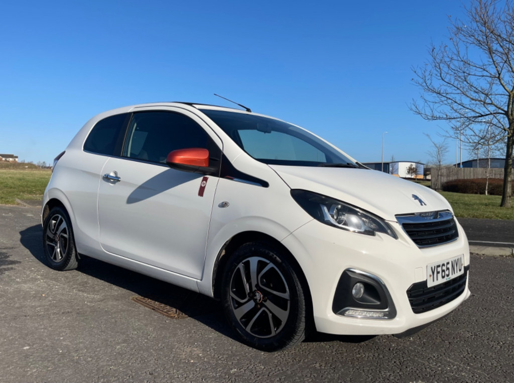 View PEUGEOT 108 ROLAND GARROS TOP