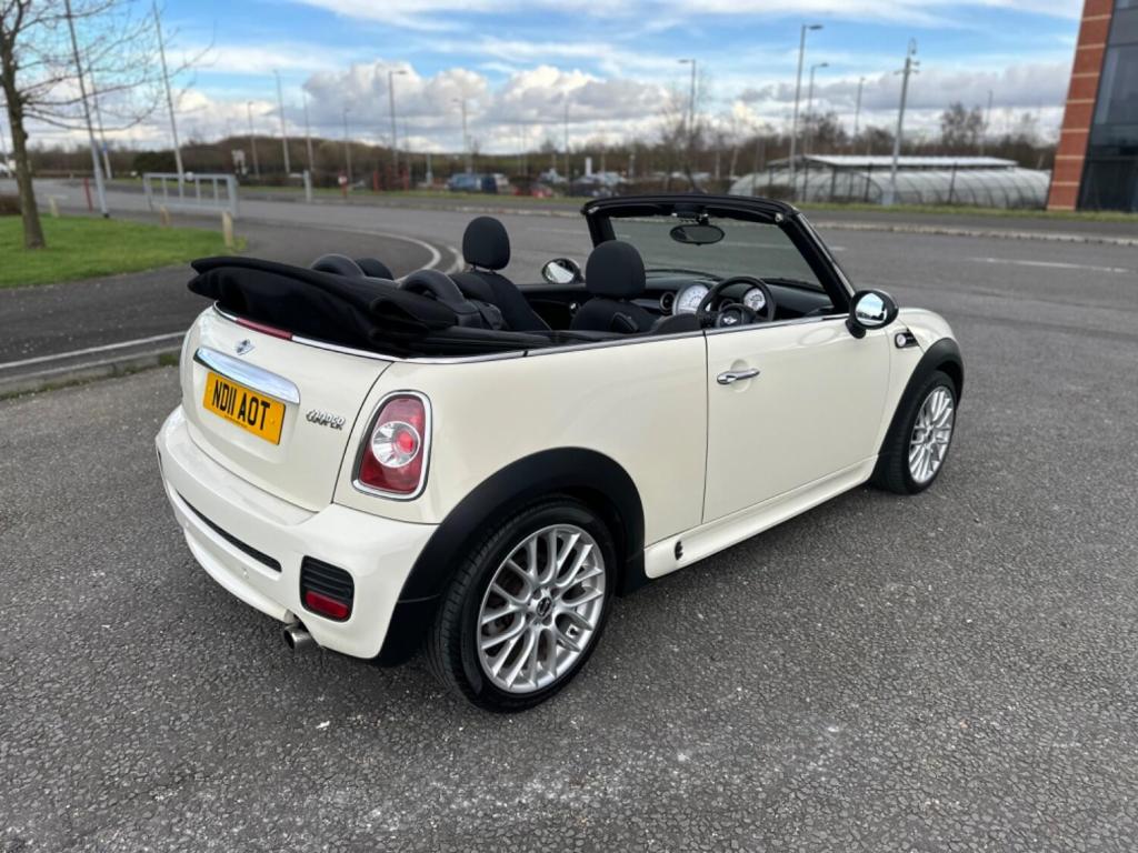 MINI CABRIOLET