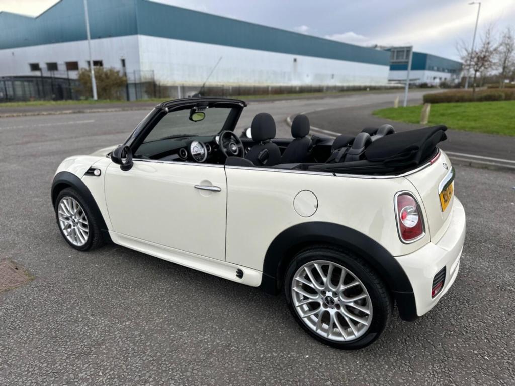 MINI CABRIOLET