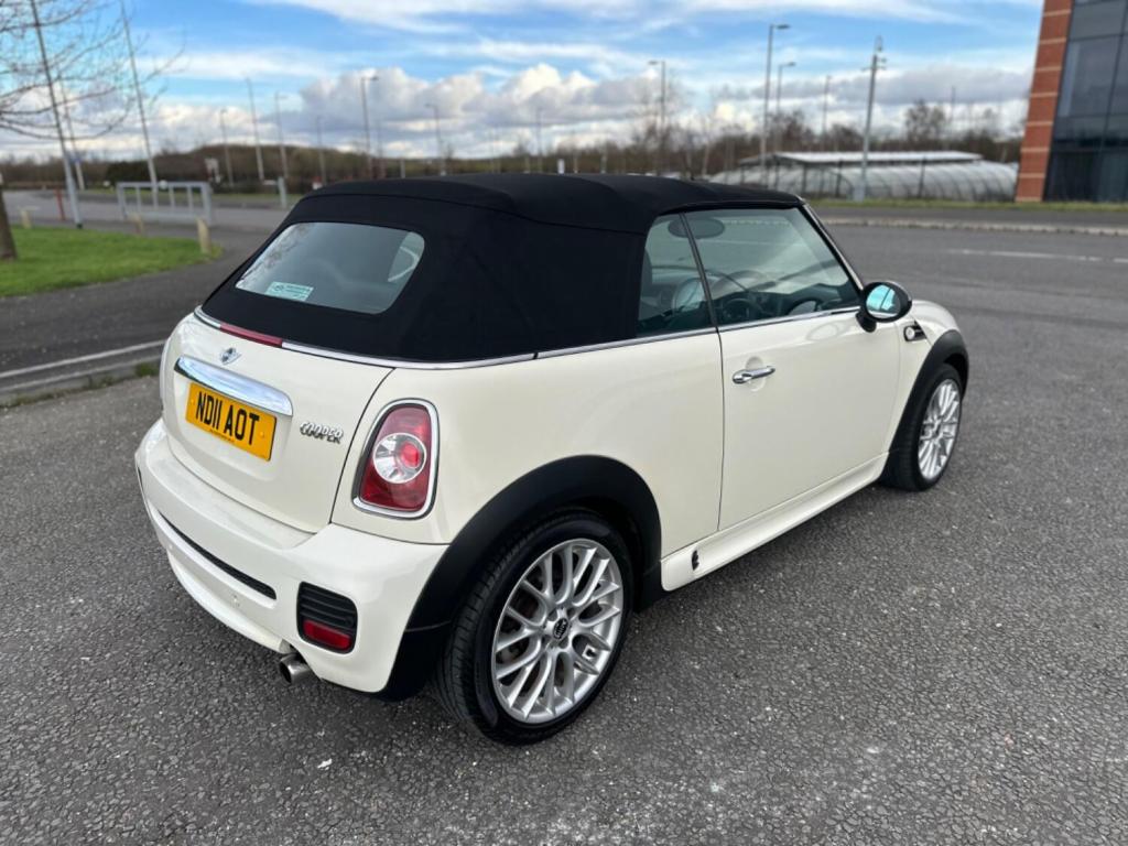 MINI CABRIOLET