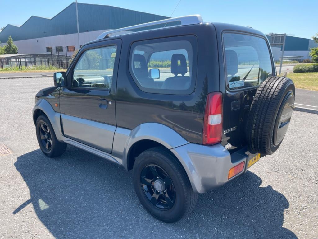 SUZUKI JIMNY