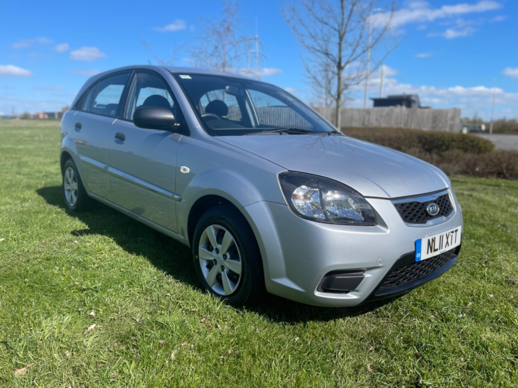 View KIA RIO 1