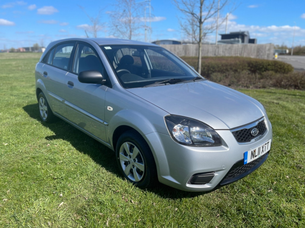 View KIA RIO 1