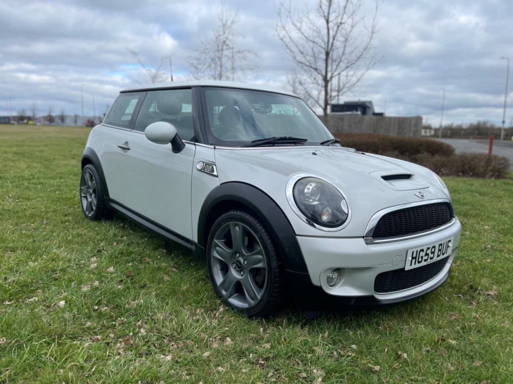View MINI MINI COOPER S CAMDEN