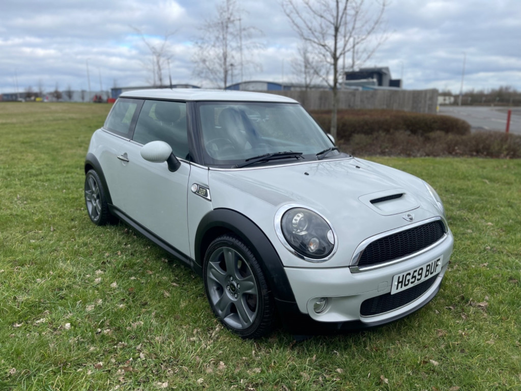 View MINI MINI COOPER S CAMDEN