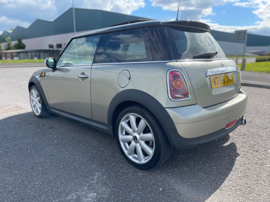 MINI HATCH COOPER
