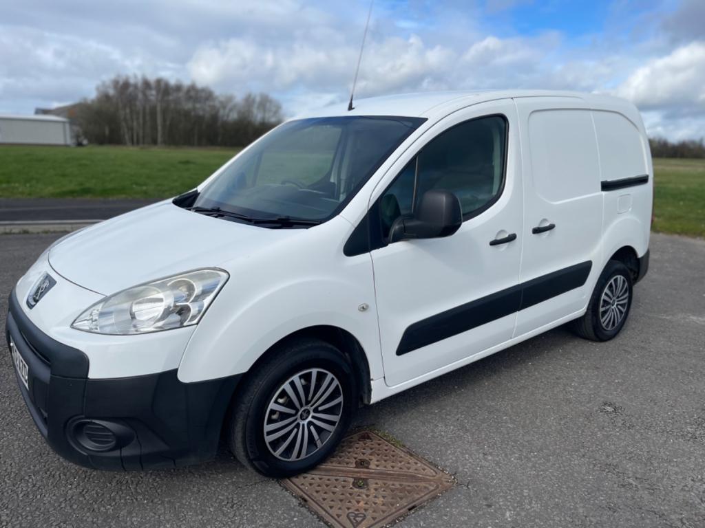 View PEUGEOT PARTNER HDI S L1 850