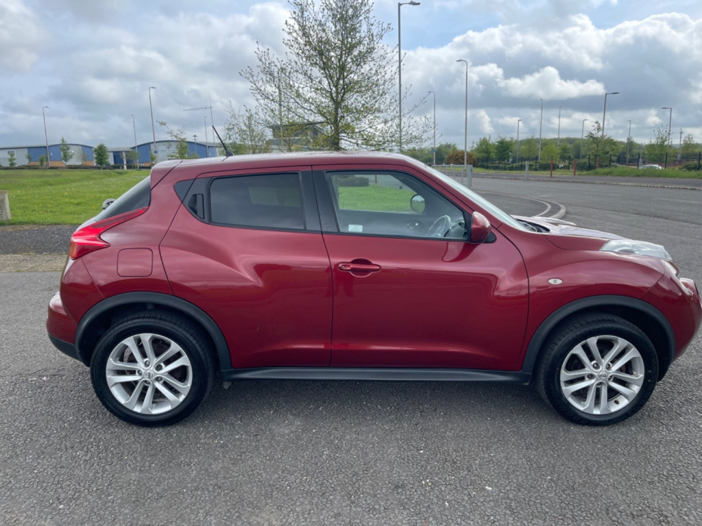 NISSAN JUKE