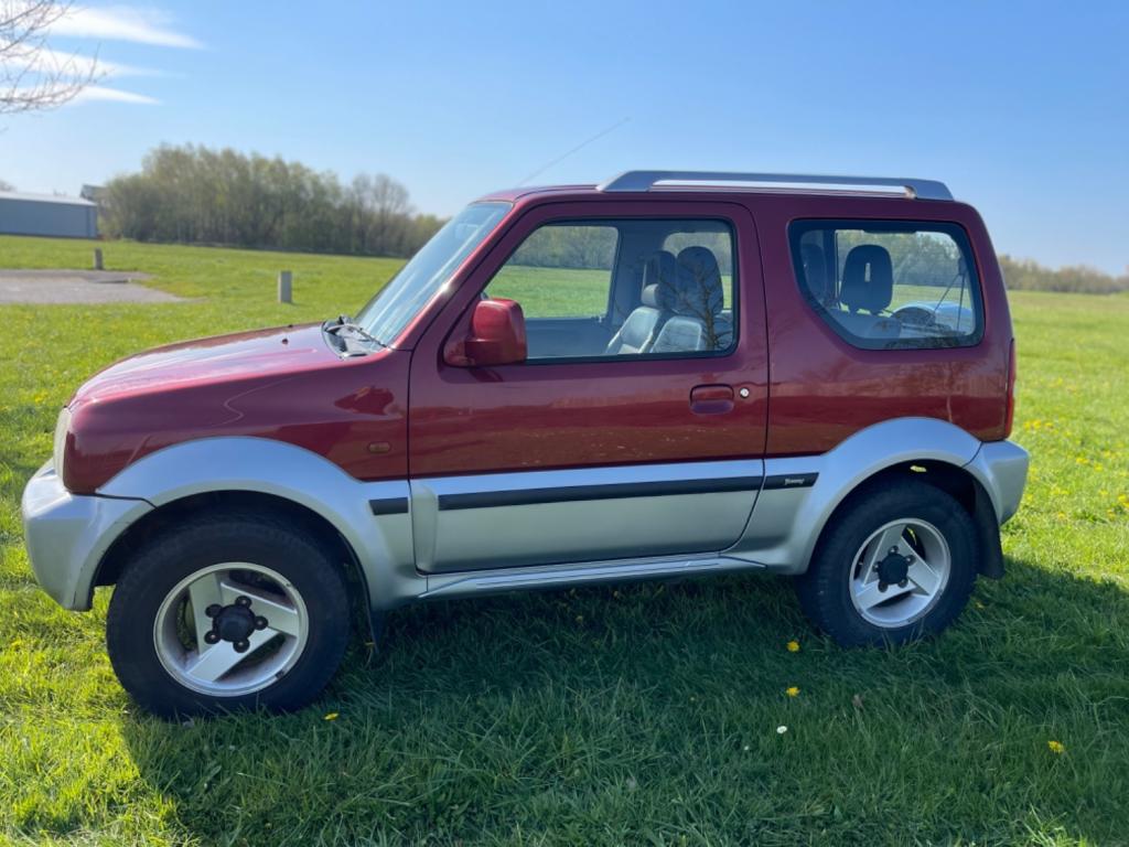 SUZUKI JIMNY