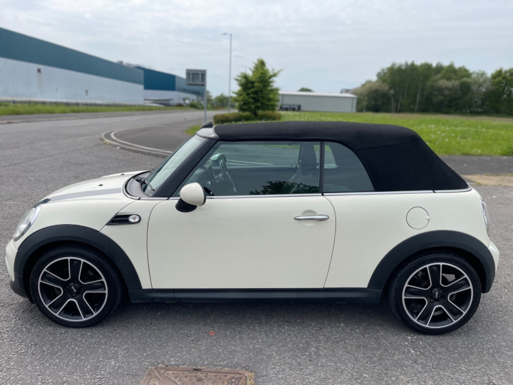 MINI CABRIOLET