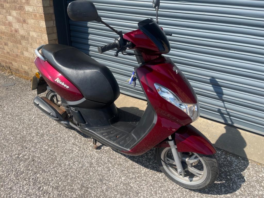 PEUGEOT KISBEE