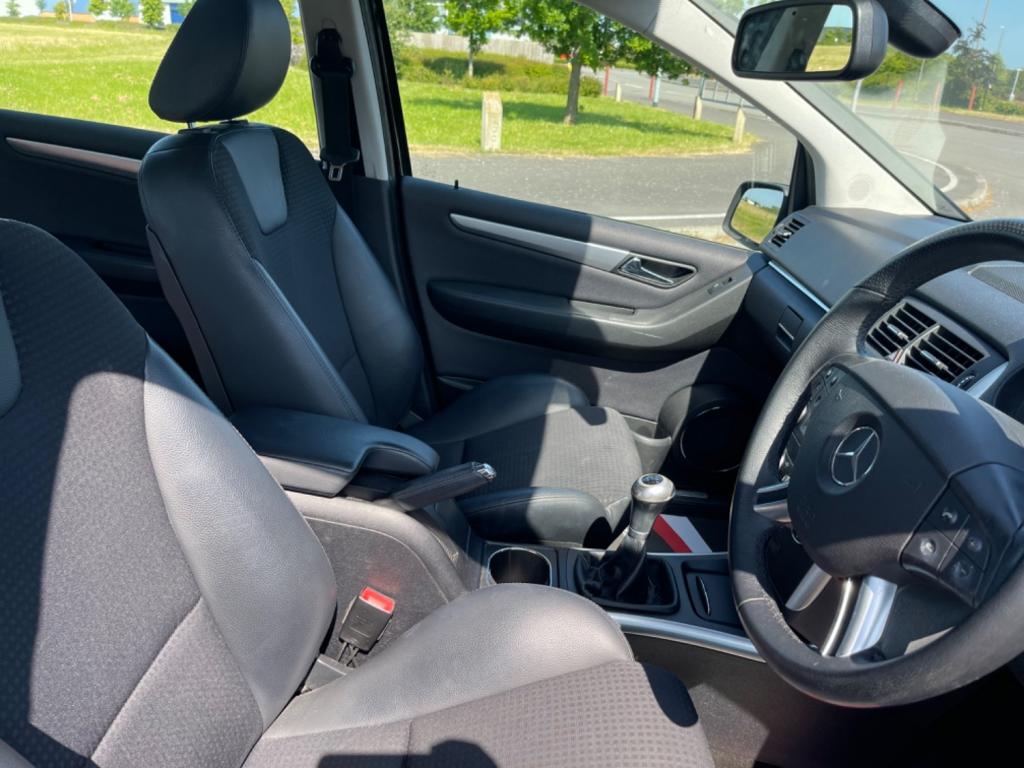 MERCEDES-BENZ B CLASS