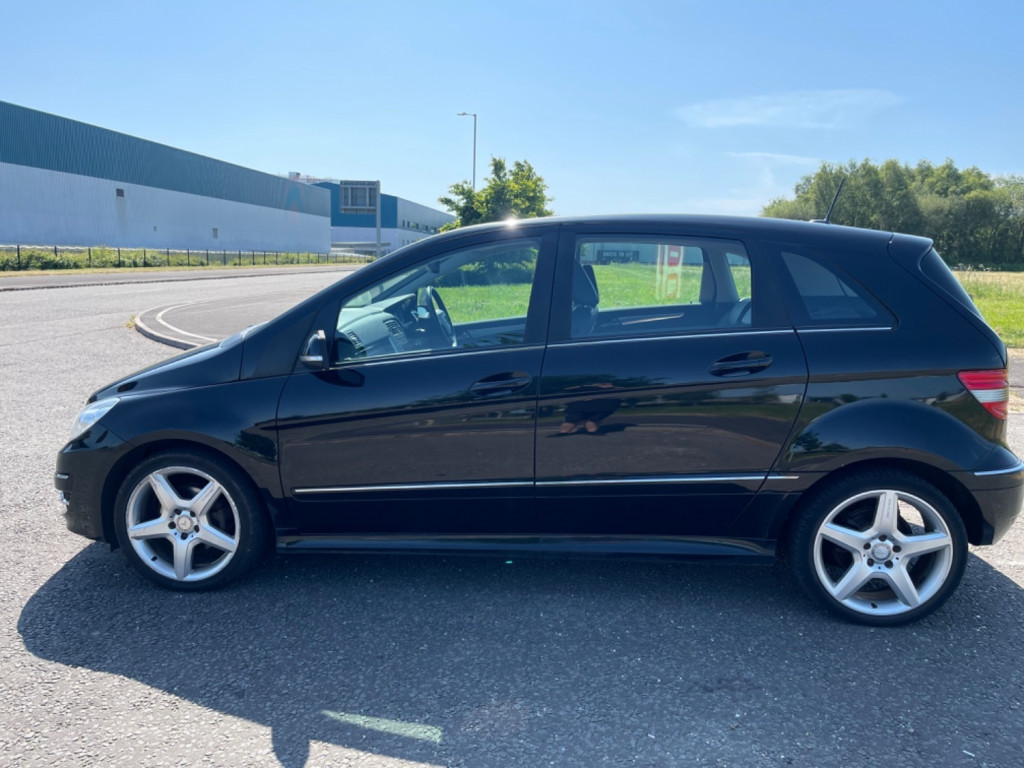 MERCEDES-BENZ B CLASS