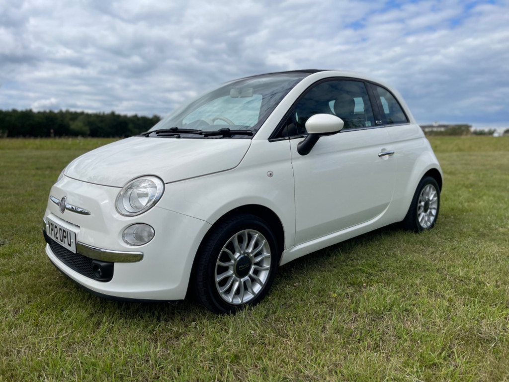 View FIAT 500 C LOUNGE