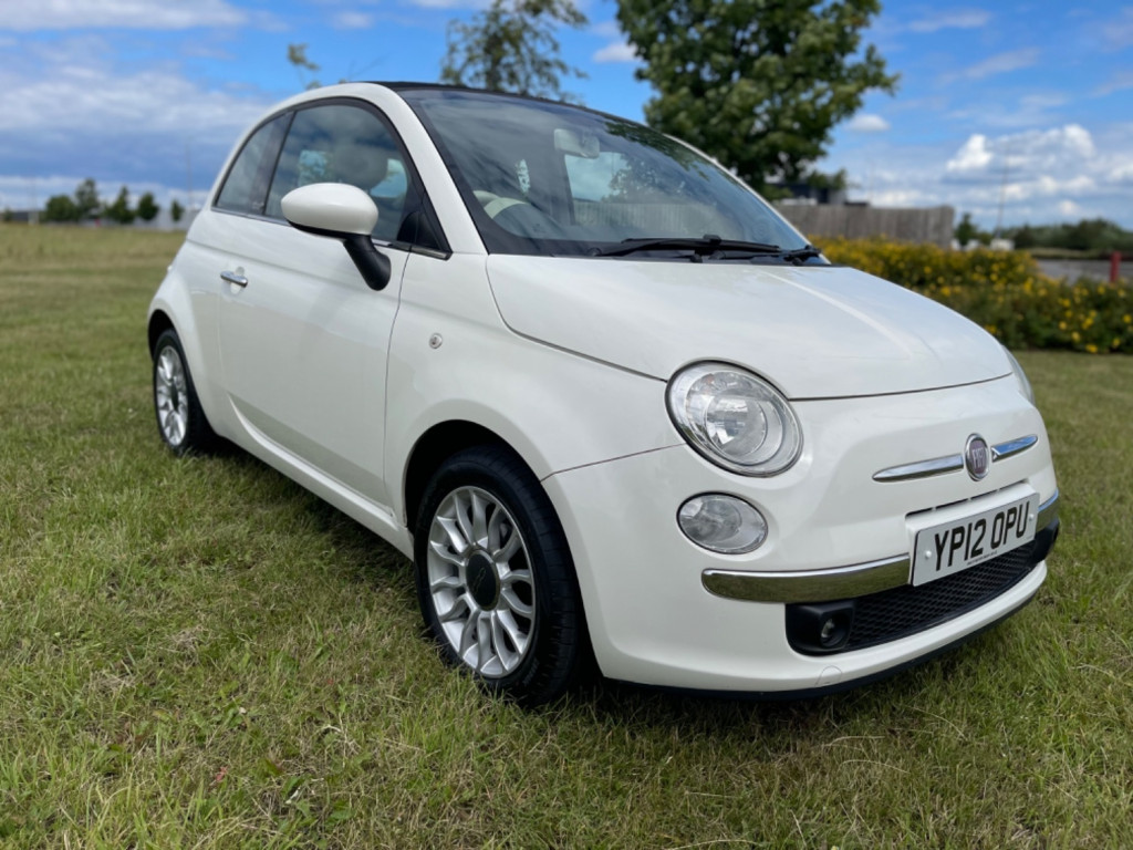 View FIAT 500 C LOUNGE
