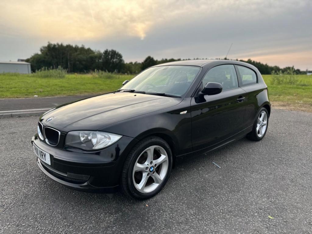 BMW 1 SERIES