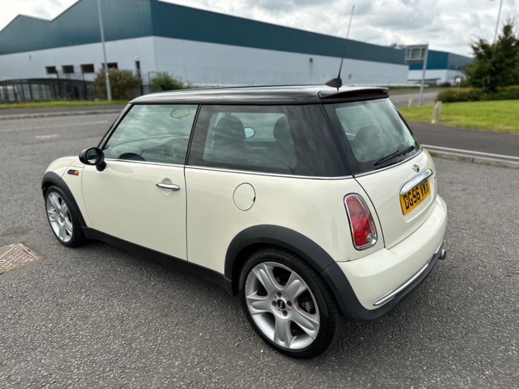 MINI HATCH COOPER