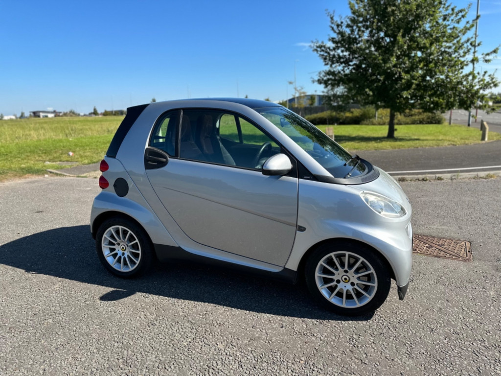 View SMART FORTWO PASSION CDI