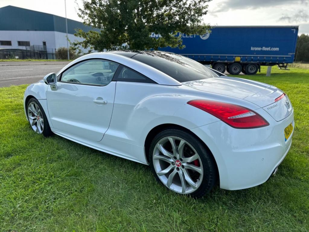 PEUGEOT RCZ