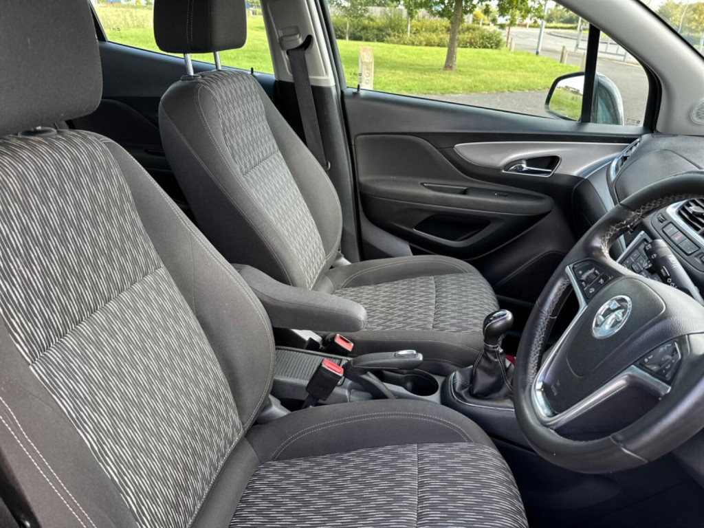VAUXHALL MOKKA