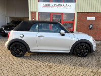 MINI CONVERTIBLE
