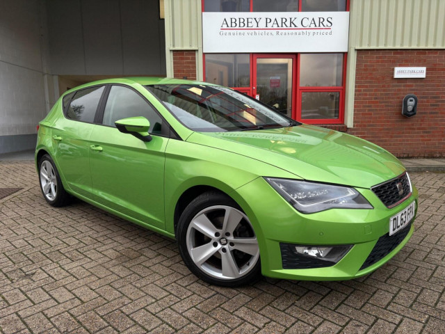 SEAT LEON