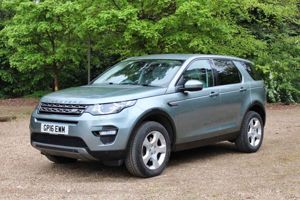 View LAND ROVER DISCOVERY SPORT 2.0 TD4 SE Tech 