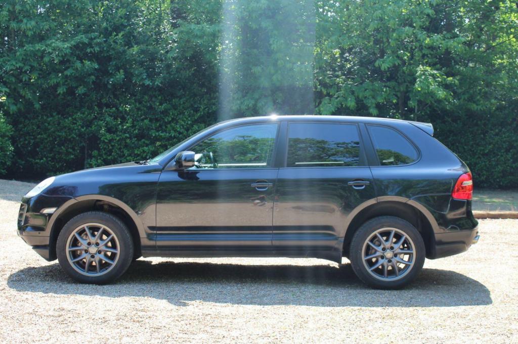 View PORSCHE CAYENNE 3.0 TDI V6