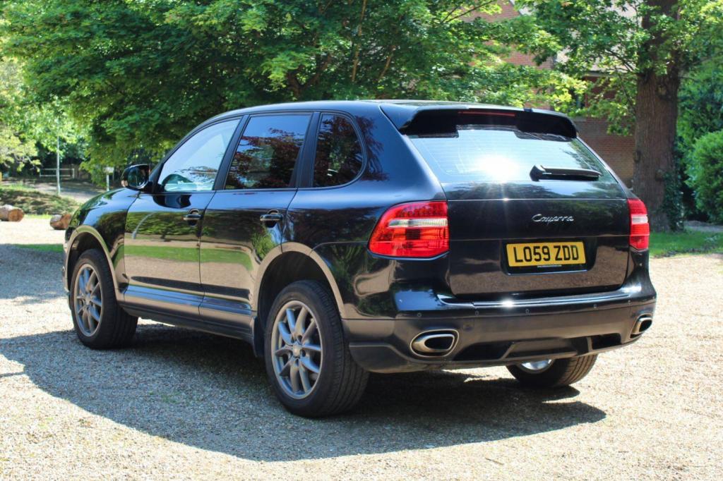 View PORSCHE CAYENNE 3.0 TDI V6