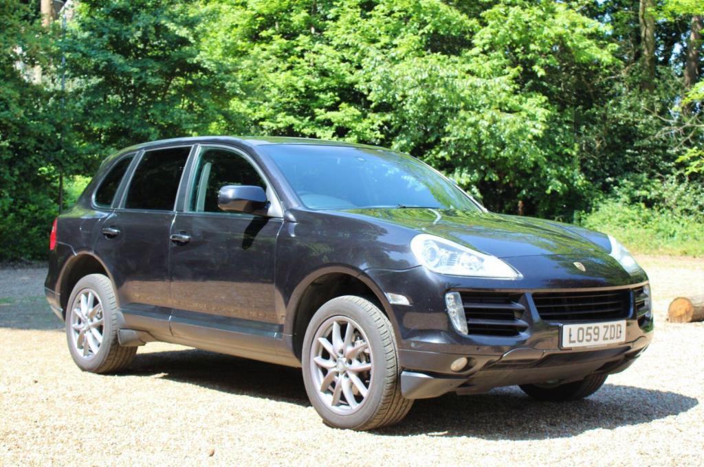 PORSCHE CAYENNE