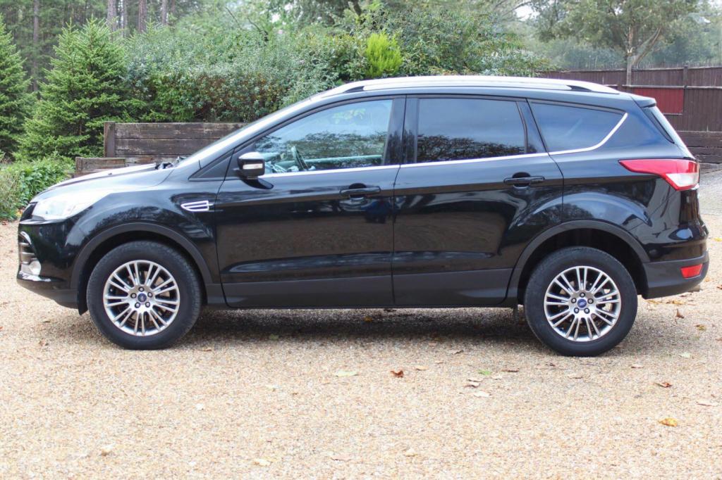 View FORD KUGA 2.0 TDCi Titanium