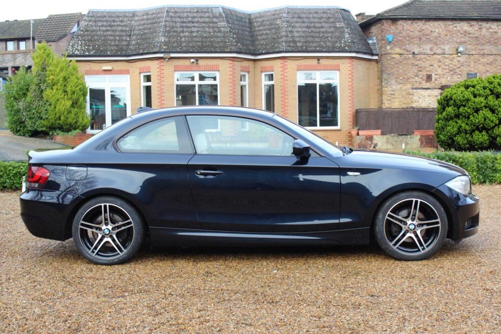 View BMW 1 SERIES 3.0 125i Sport Plus Edition Coupe
