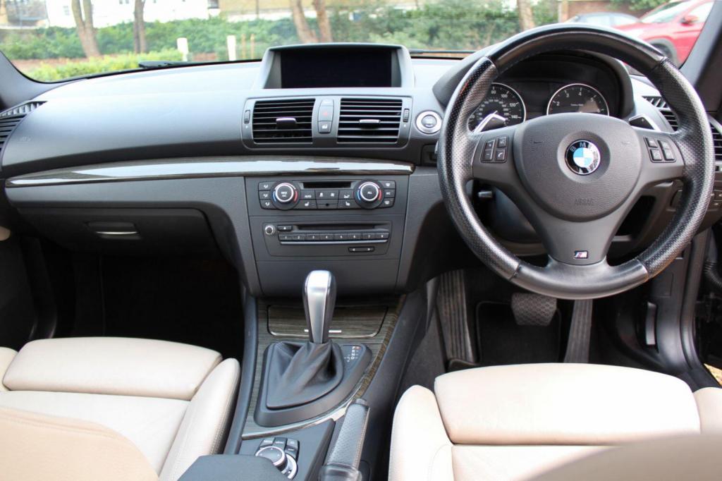 BMW 1 SERIES