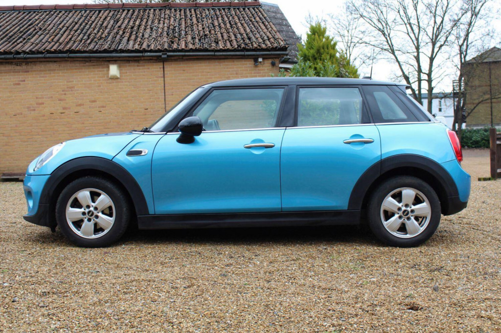 View MINI HATCH 1.5 5-Door Hatch Cooper