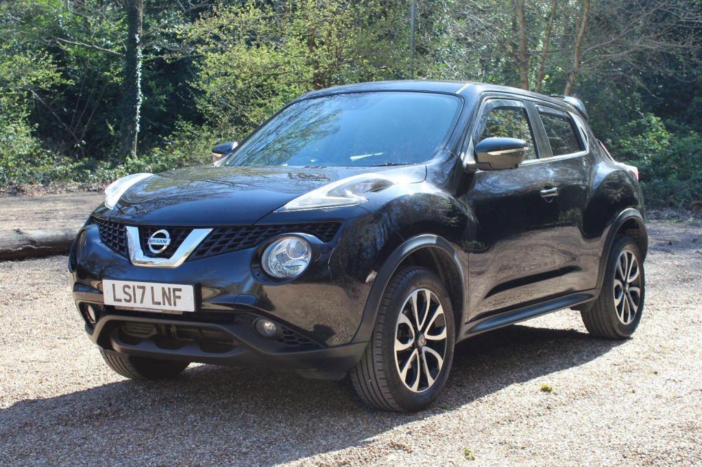 View NISSAN JUKE 1.6 Tekna