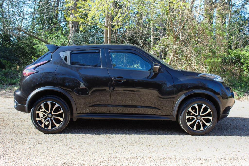 NISSAN JUKE